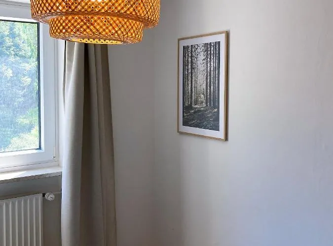 Kleines Glueck Zentral Mit Balkon Und Parkplatz شقة